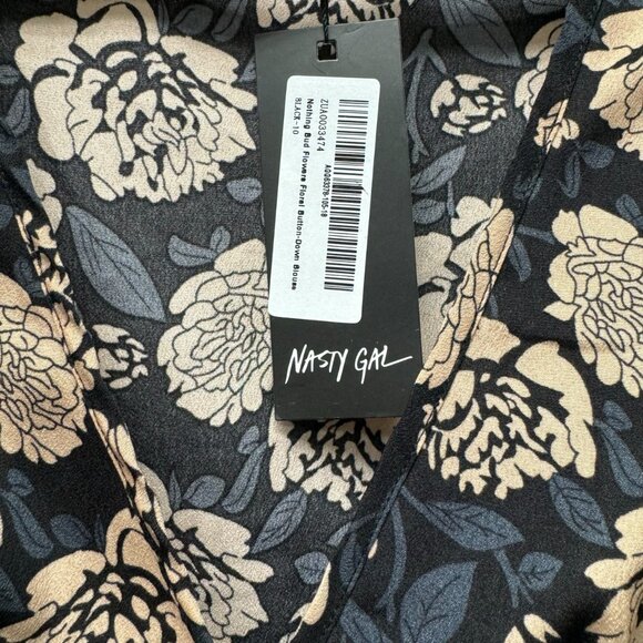 NWT Nasty Gal Nothing Bud Flowers Button Down Blouse - 6 - Picture 3 of 6